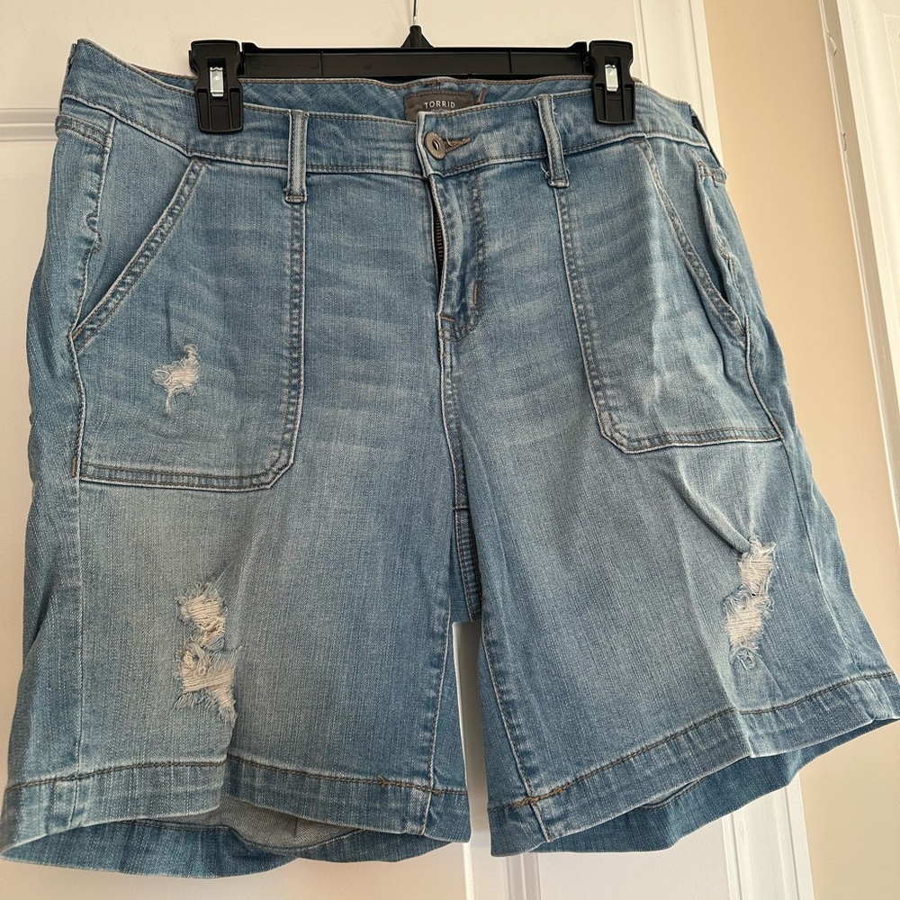 Torrid Size 14 Shorts